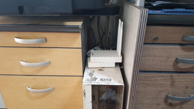  완벽한 랜선정리 ip119에게~~~~~~랜공사 랜선공사 사무실랜공사 인터넷랜공사 네트워크공사 무료견적