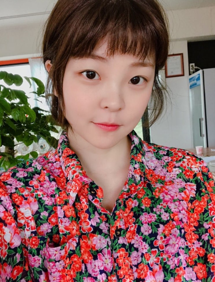  가수 혜이니(HEYNE), 데뷔 5주년을 축하하며