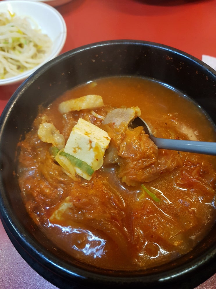 쌍용찌개마을 점심먹기 딱좋음