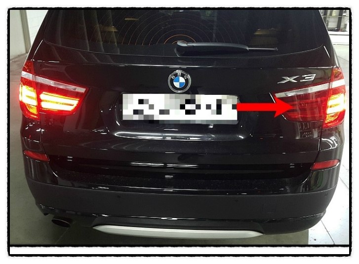 BMW X3 후미등 LED 고장