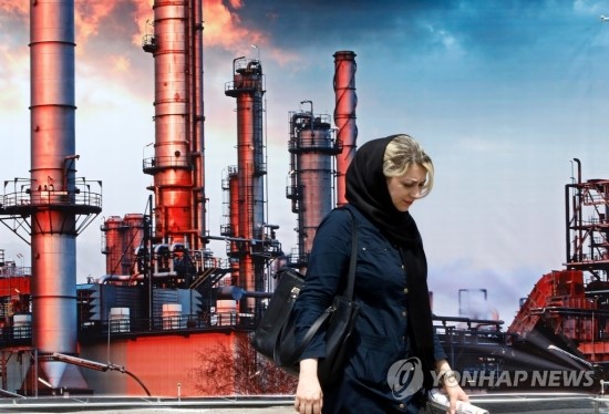 '원유 증산' vs '감산 연장'…OPEC 분열 속 유가 급락 '원유 증산' vs '감산 연장'…OPEC 분열 속 유가 급락