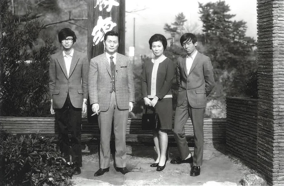  신동주-신동빈,결혼식부터 경영스타일까지 달라도 너무 다른 형제인터비즈