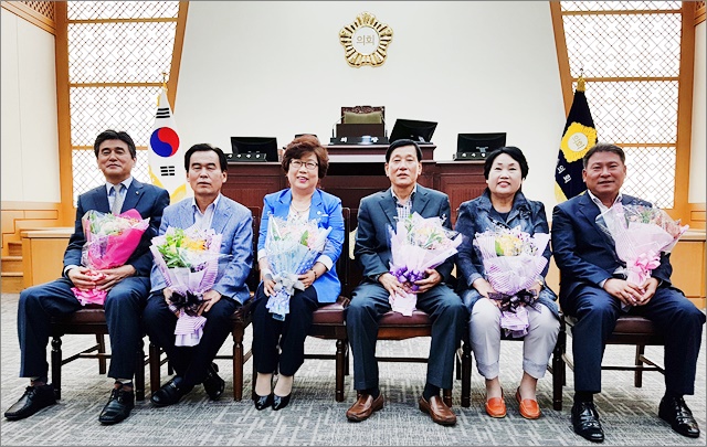  영천시의회 마지막 공식행사, 제7대 의회 송별연석별의 정 나눠
