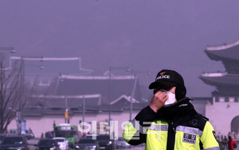 "경유세 올리자" 재점화..1000만 車 술렁 "경유세 올리자" 재점화..1000만 車 술렁