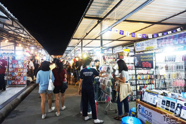 24. 태국 치앙마이대학교 야시장 / 치앙마이 삼겹살 무한리필 '명동' Myeongdong