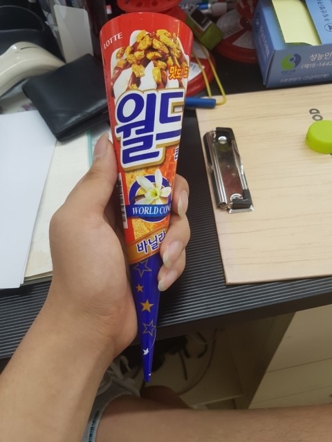  대타로 오늘도 알바를 해버렸다. 불금인데.. 집에서 게임해야 되는데.. 