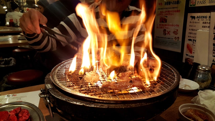 삿포로 맛집, 시간제한 있는 다양한 음식의 무한리필 고기부페 - 미각원