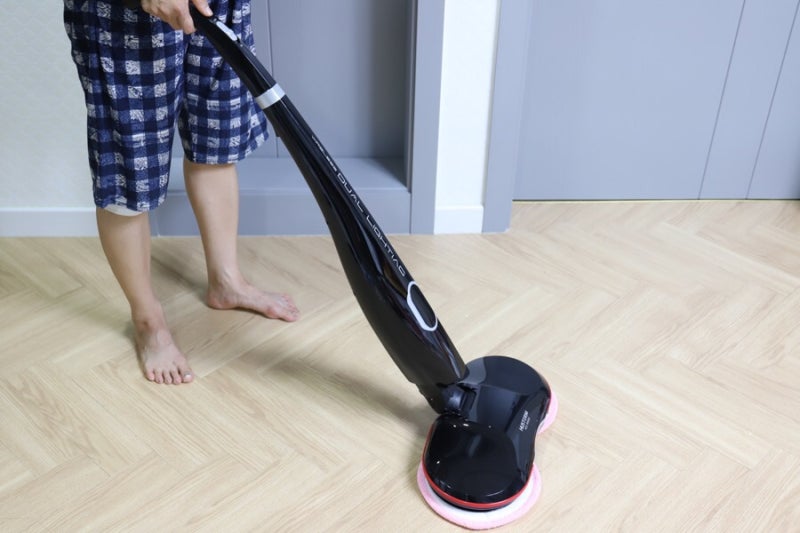 휴스톰 무선 듀얼스핀 물걸레청소기 미세먼지 안녕!
