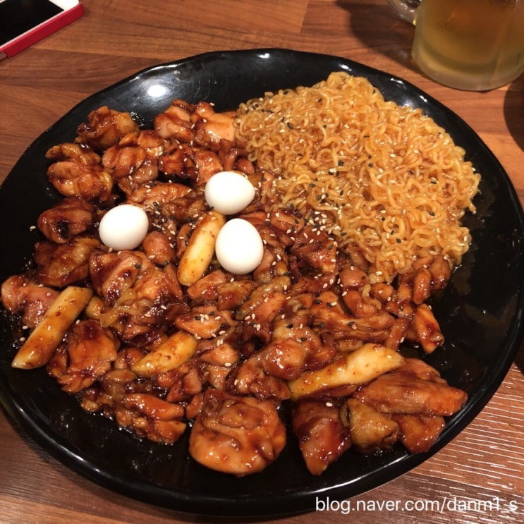 [홍대 맛집] 꼬꼬아찌에서 숯불치킨 즐기기