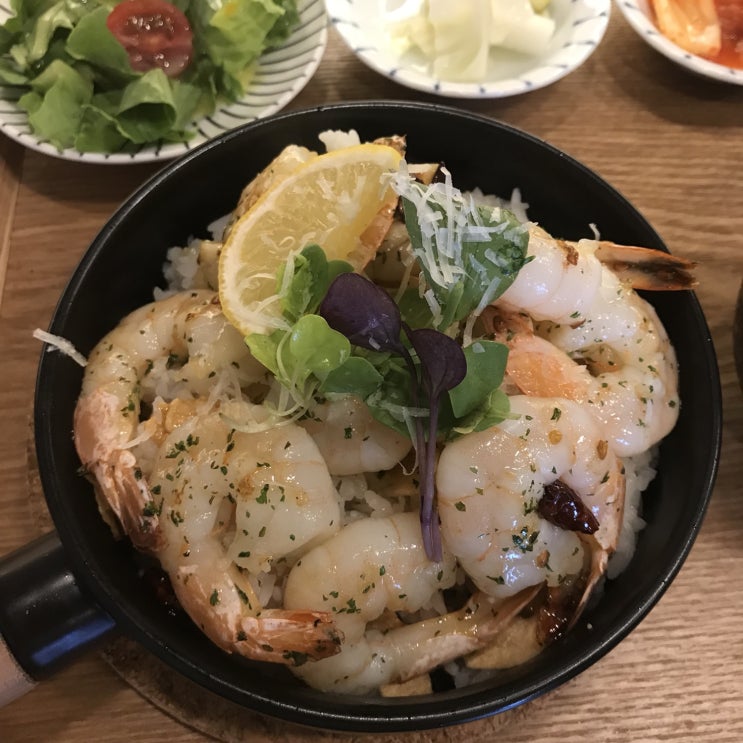  ［배곧 존맛 데이트 맛집 한끼식탁 문어토마토파스타 새우덮밥/시흥신천동 막국수 맛집 봉평메밀막국수 온막국수 메밀전병]맥주국 골대 왜 BEER써?