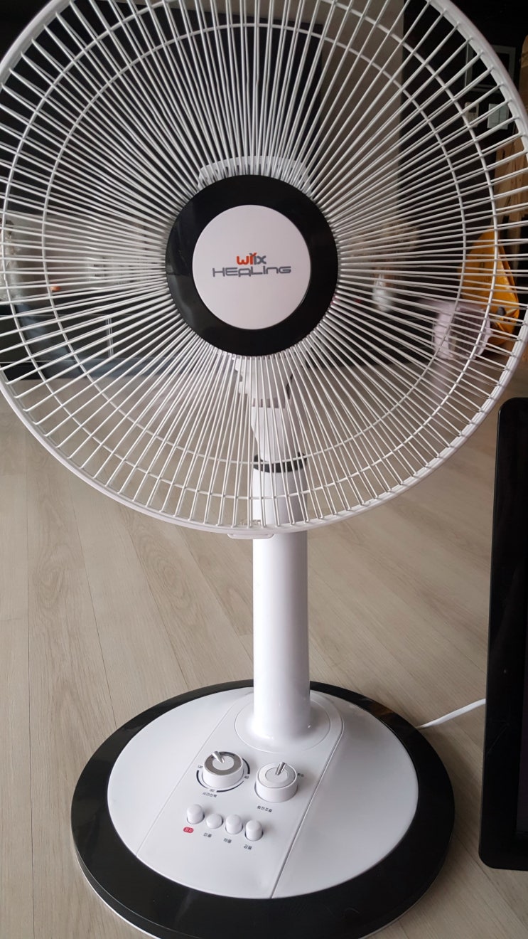  다판다 DC마트 에서 사온 선풍기 좋다.