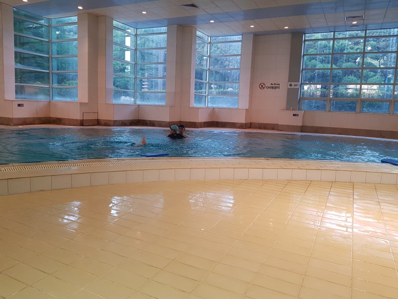 서울 메이필드호텔 수영장 후기 및 야외 풍경 - 호캉스 : 네이버 블로그 서울 메이필드호텔 수영장 후기 및 야외 풍경 - 호캉스 : 네이버 블로그