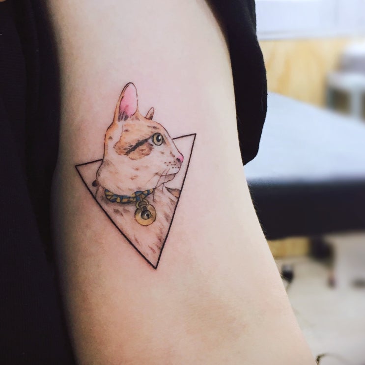  팔에 새긴 반려묘(고양이) 타투! _ 혜화 타투, 대학로 타투샵