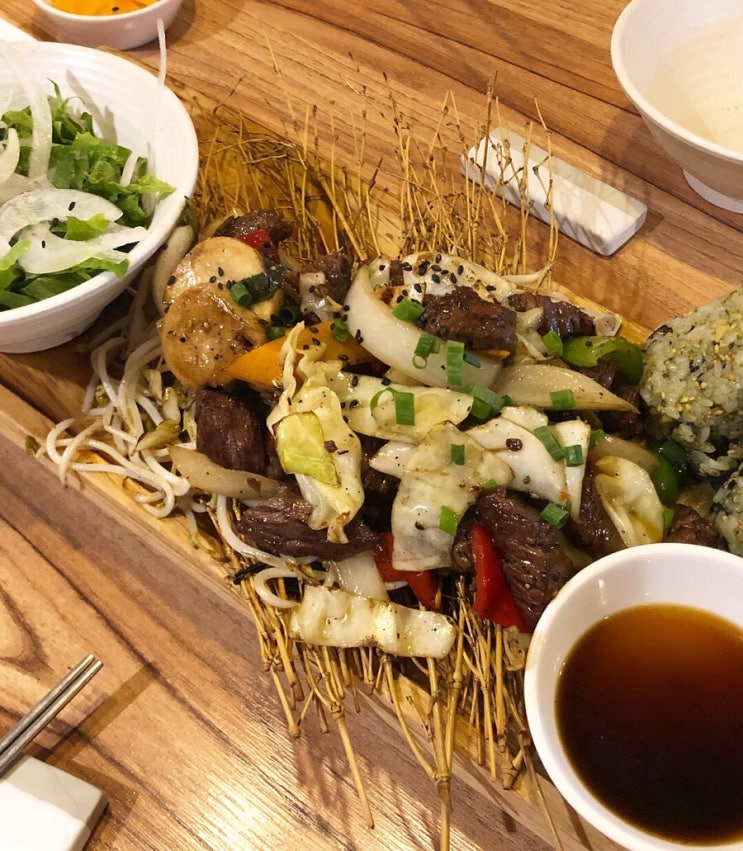  2018.7.5 “행복한 담벼락” 비프찹스테이크 후기 
