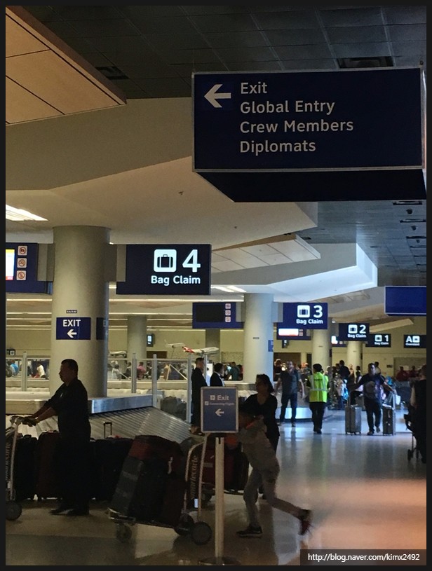 달라스 공항] 입국 심사 및 국내선 환승하기!! ①탄 - 입국 심사편 +(2019년 6월 업데이트) : 네이버 블로그