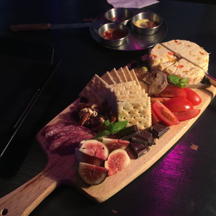  상동 수제맥주 펍 77st