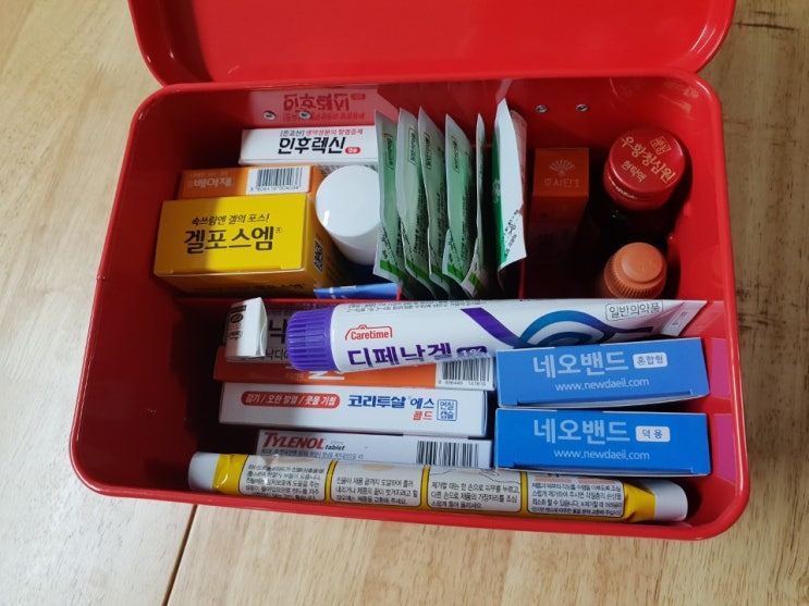  개업 선물로 딱이야~ 상비약 리스트와 구급함 만들기