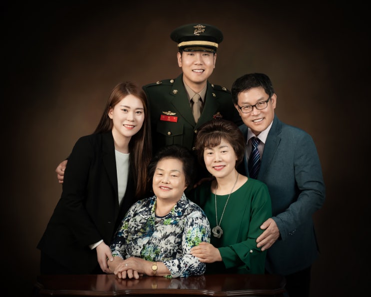  해병대 군인 중랑구 가족사진 찍고 왔어요.