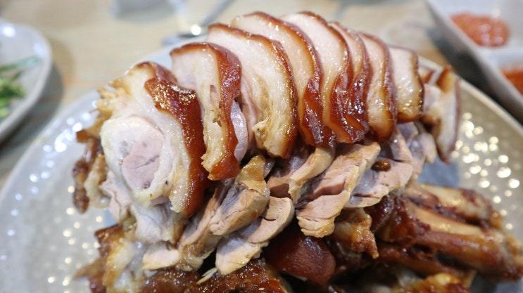  영통역 맛집 :: 회식장소로도 좋은 영통 족발 '장군왕족발'