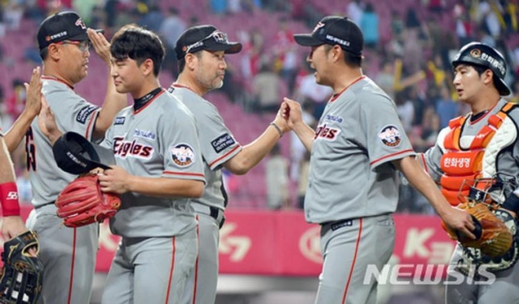 한화 이글스, 8회 말 3점 몰아치며 집중력 과시…‘홈경기... 