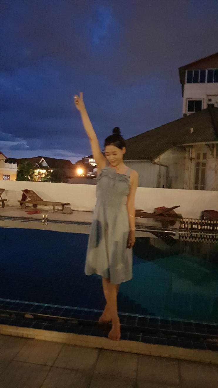  라블리/패션블로그/일상/라메르쇼룸/수입의류편집샵/여름휴가룩/데일리룩/리조트룩/여자원피스 추천