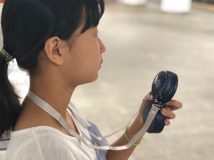 프롬비 휴대용선풍기 아이스볼~ 요즘 핫한 목걸이형인데 보셨어요? 프롬비 휴대용선풍기 아이스볼~ 요즘 핫한 목걸이형인데 보셨어요?