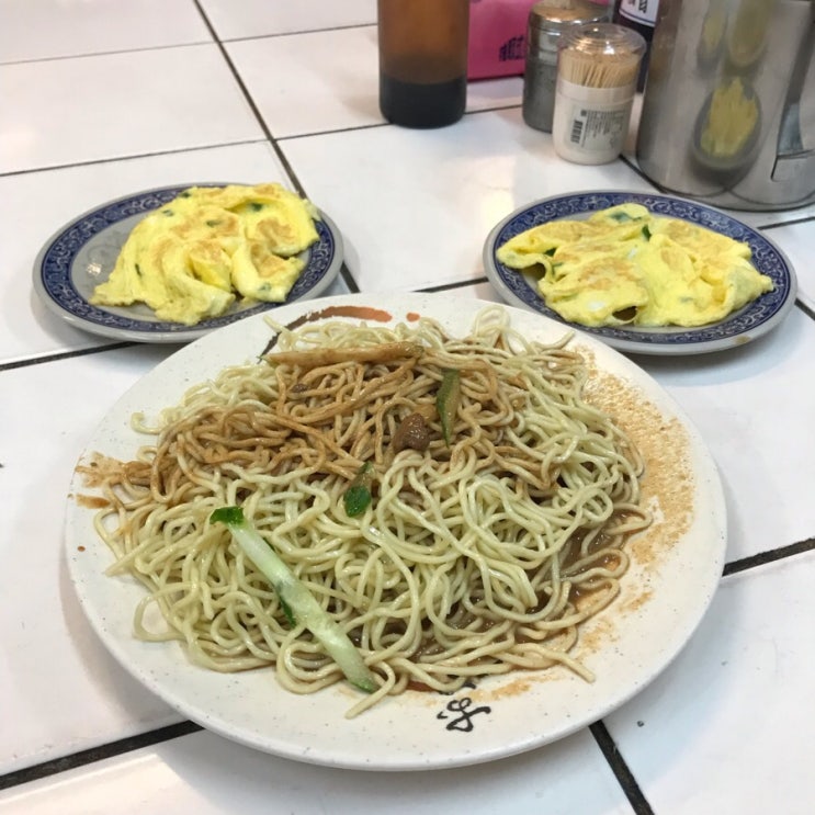 대만 타이베이 현지인 맛집투어 - 모둠꼬치, 량미엔 대만 타이베이 현지인 맛집투어 - 모둠꼬치, 량미엔