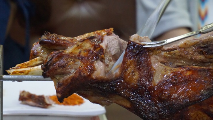  야탑역 맛집 발견, 야탑 양꼬치 동방양고기에서 양다리 바베큐와 양꼬치!