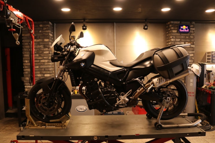  2011년식 BMW F800R 수리정비 - [바이킹넷 대전점 길스개러지]
