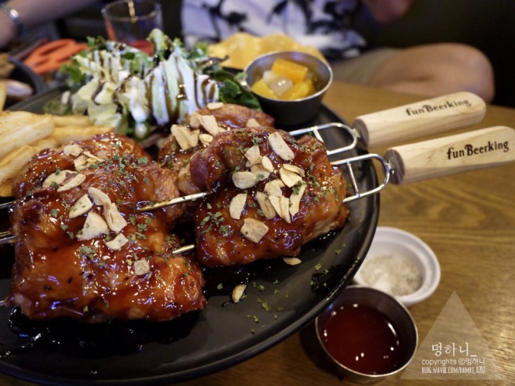  방배역 술집 펀비어킹,맥주 마시러 바베큐그릴치킨&한판떡볶킹&비어타워 메뉴 짱짱!