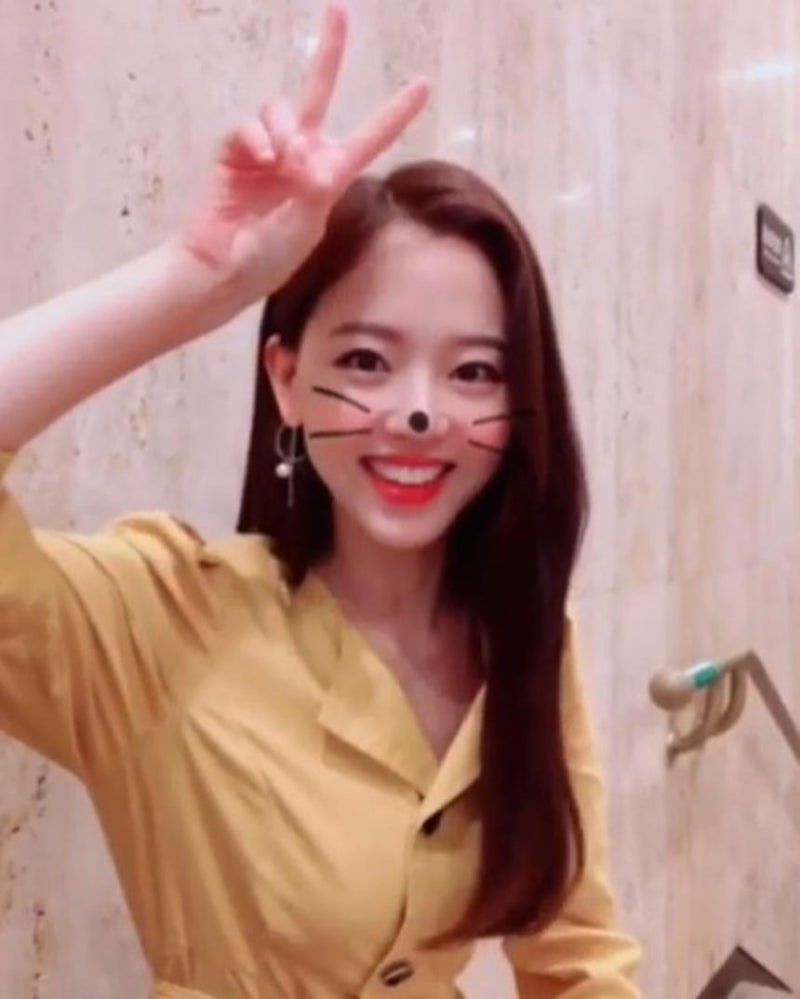 ‘런닝맨’ 강한나, 귀엽게 전한 인사…‘러블리 끝판왕’