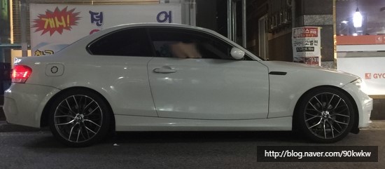  E82 120D 옆라인이 생각보다 이쁘다