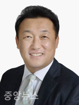 기아자동차, 신임 <b>대표이사</b>에 <b>최준영</b> 부사장 내정…박한우... 