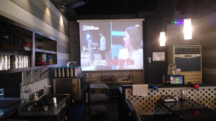  전주 술집 비비텍D55E 120인치 스크린 설치