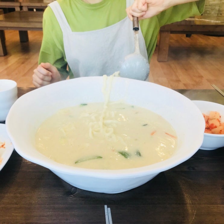 [광주 용봉동 맛집] 들깨마을, 인생 첫 들깨칼국수!