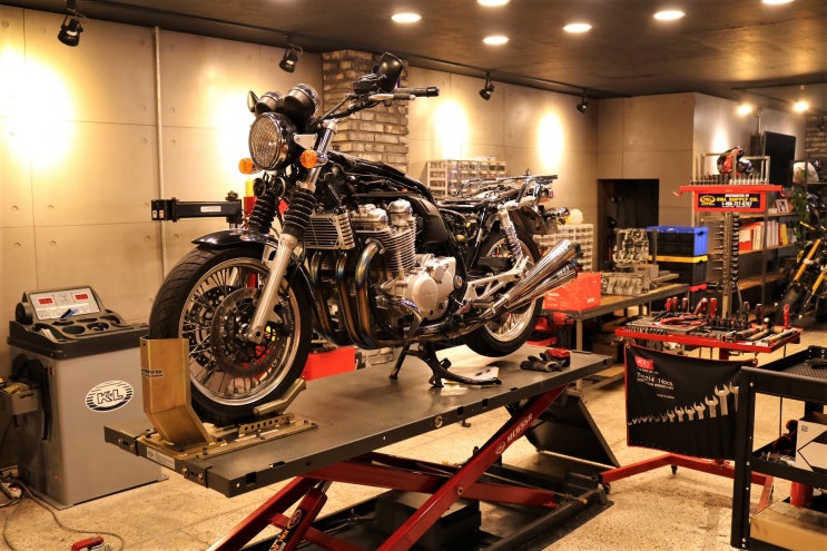  2015년식 혼다 CB1100EX 점검 서비스팩  작업중...