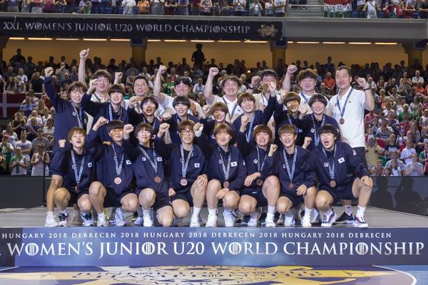 한국<b>여자주니어핸드볼</b> 대표팀 U-20 세계선수권 3위...... 