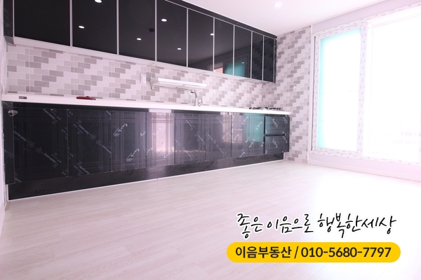  넓은 테라스와 공간 잘 빠진 신축빌라입니다~ 역곡동이네요!