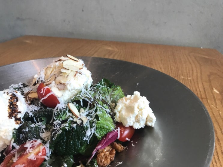  대전 상대동. 다른거 다 필요없다. 맛있으면 장땡!!. 아키바의 식탁