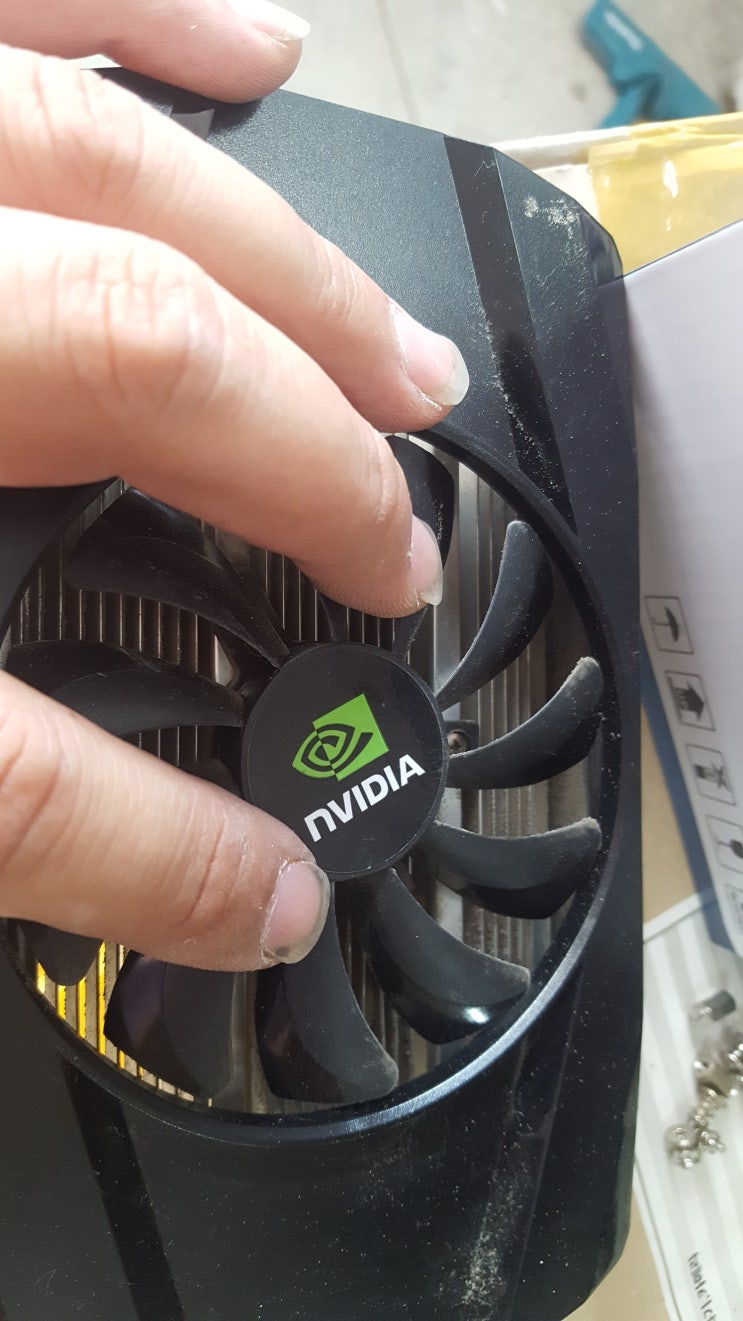 GTX1050TI 쿨러 중고8600GT 잘만쿨러로 교체 사용 태스트 [익산컴퓨터 ]