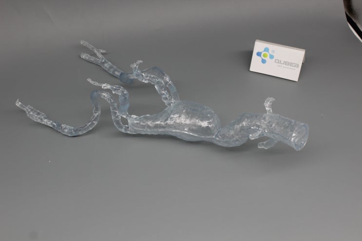  QUBEA SLA 3D프린팅 샘플파트