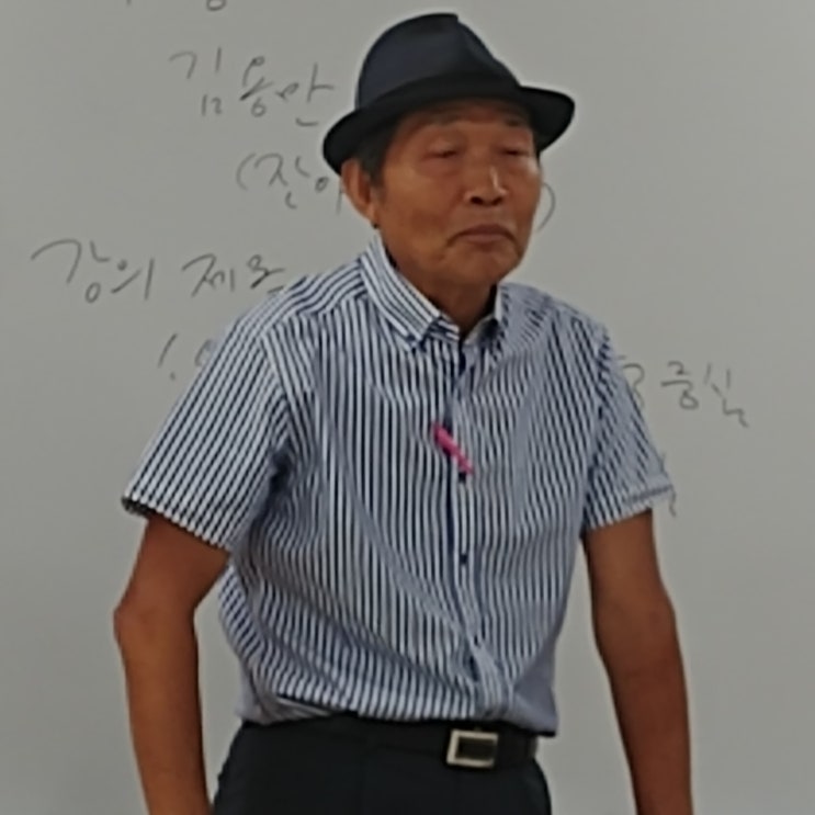  "그리고 말씀하시길"의  소설가 김용만 특강
