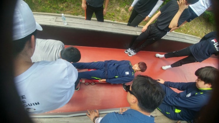 결과를 기다리며 결과를 기다리며
