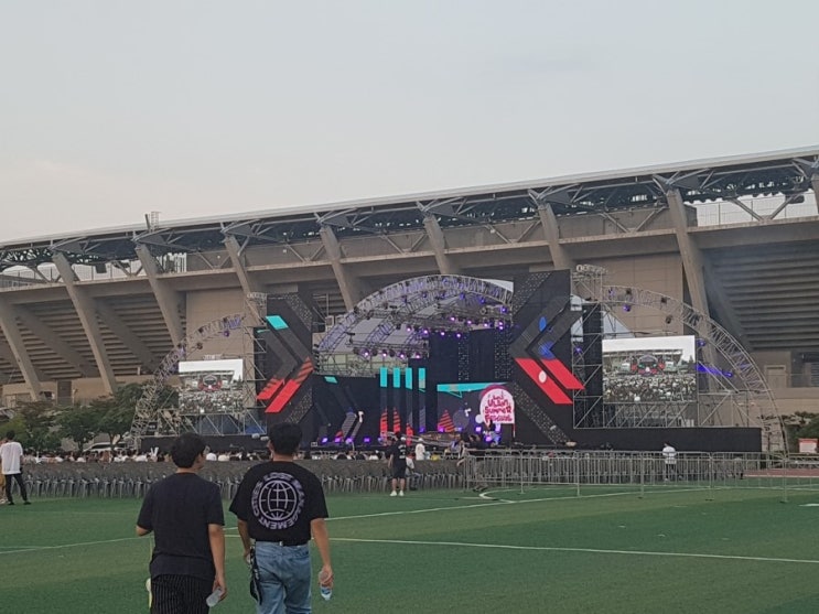  2018 울산 서머페스티벌 종합운동장 후기 리듬파워 제시 넉살 다이나믹듀오 김하온 식케이