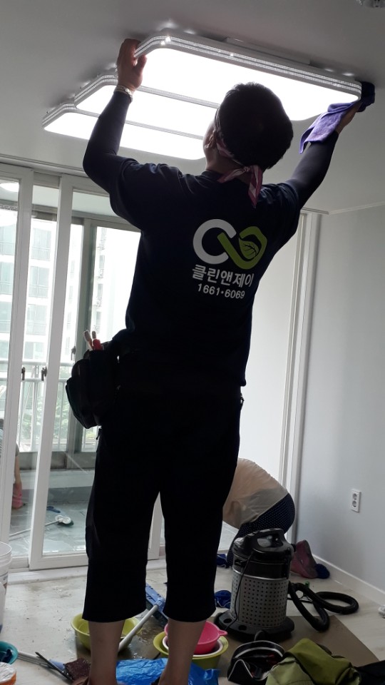  청주 입주청소 도움이 필요하시다면?
