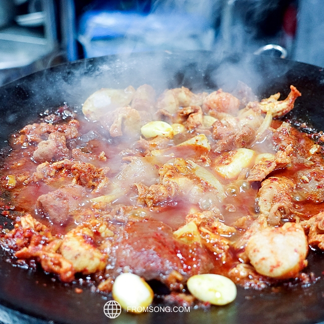  부산여행 송중기 송혜교 맛집이라는 남포동 백화양곱창