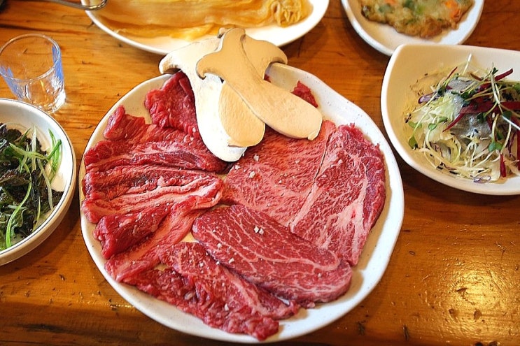  철마 한우 맛집 수목원) 여름 몸보신으로 좋은 투뿔 한우!!먹고 힘내요^^