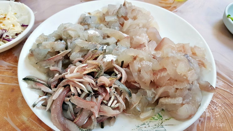  삼천포 회센터 싱싱한 활어회 먹기좋은 용궁수산시장과 진주식당 후기