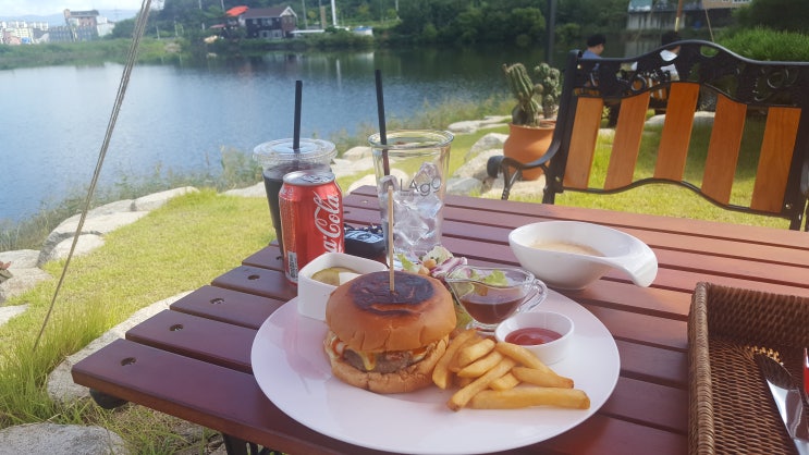  [경주] 수제버거 맛집일까?. 과연?.  "LAGO"