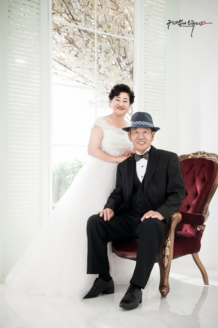  구리 리마인드웨딩 사진 촬영 많은 가족과 함께